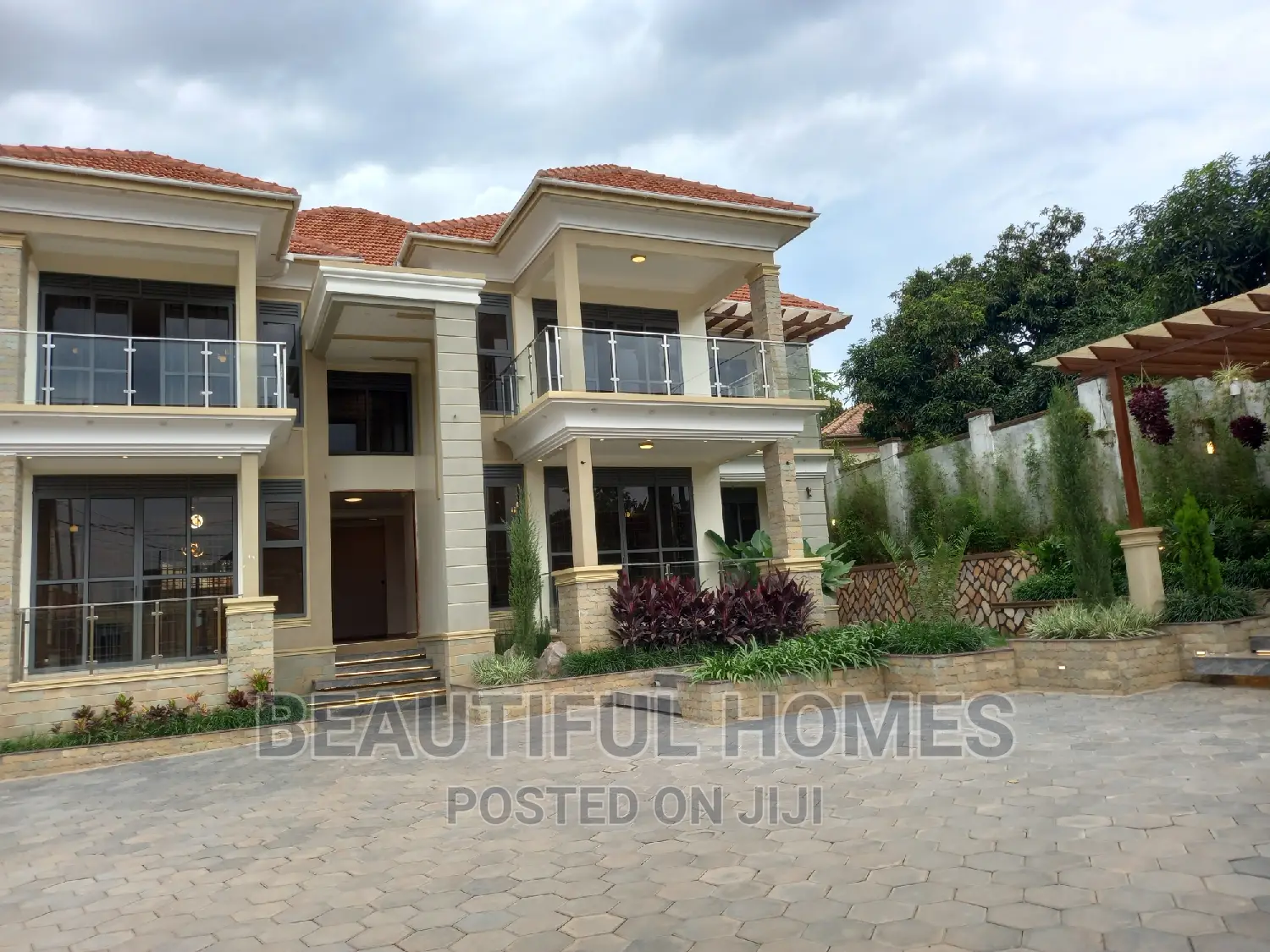 Furnished 6bdrm Mansion in Kyanja, Nakawa for sale in Nakawa