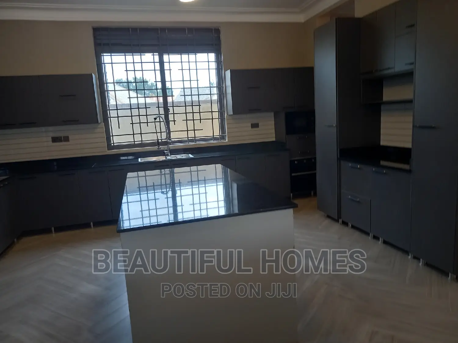 Furnished 6bdrm House in Kyanja Luxury, Nakawa for sale in Nakawa