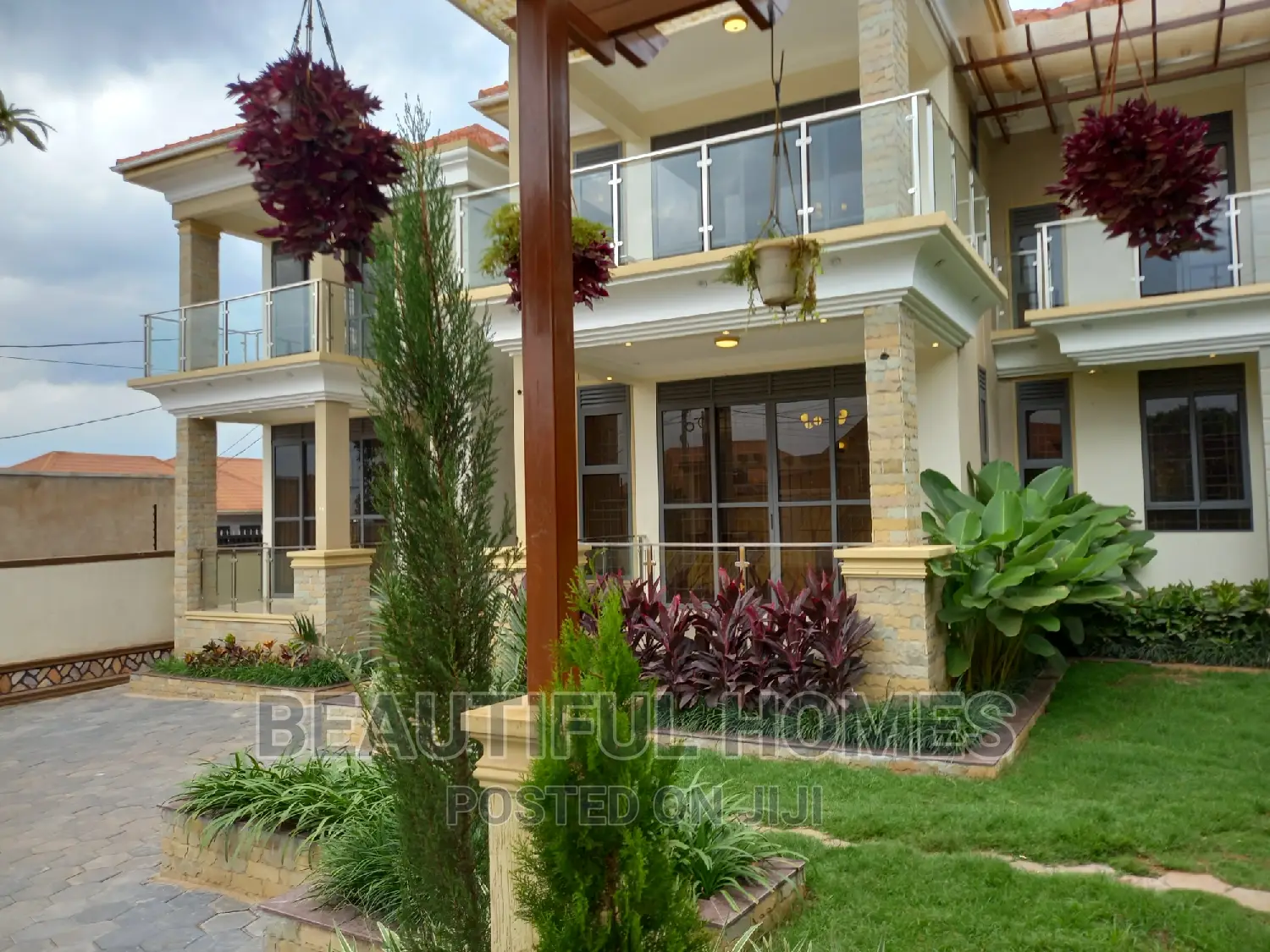Furnished 6bdrm House in Kyanja, Nakawa for sale in Nakawa