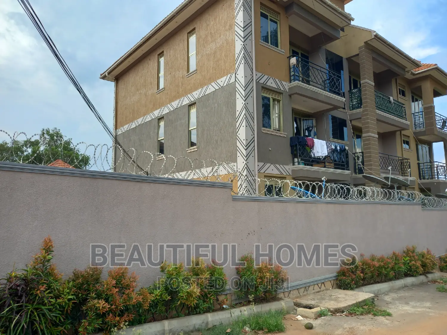 Furnished 2bdrm Apartment in Kyaliwajjara, Central Division for sale in Central Division