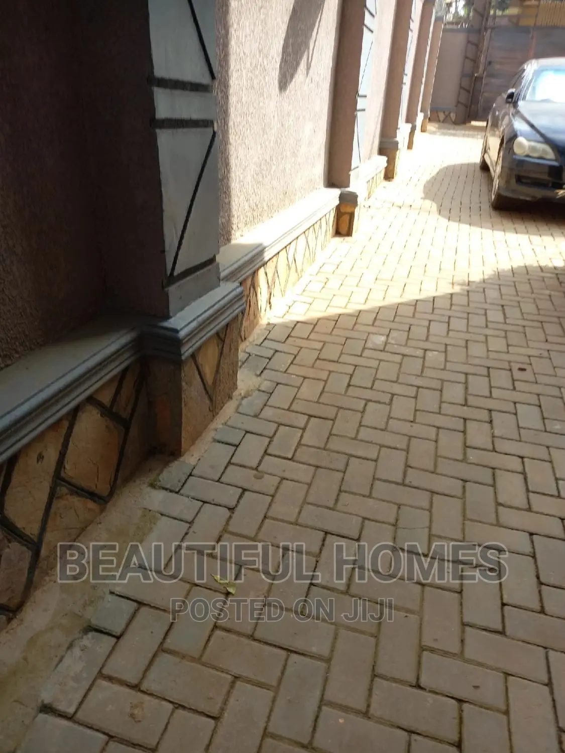 Furnished 2bdrm Apartment in Kyaliwajjara, Central Division for sale in Central Division