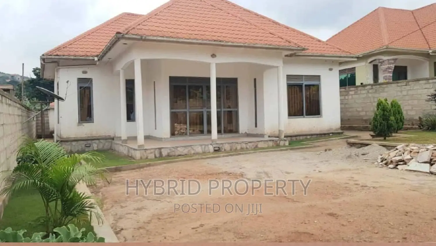 3bdrm House in Kitende~Mazzi Along, Ssisa for sale in Ssisa