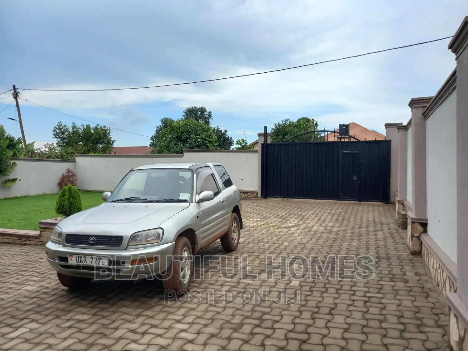 Furnished 4bdrm House in Kira for sale in Kira