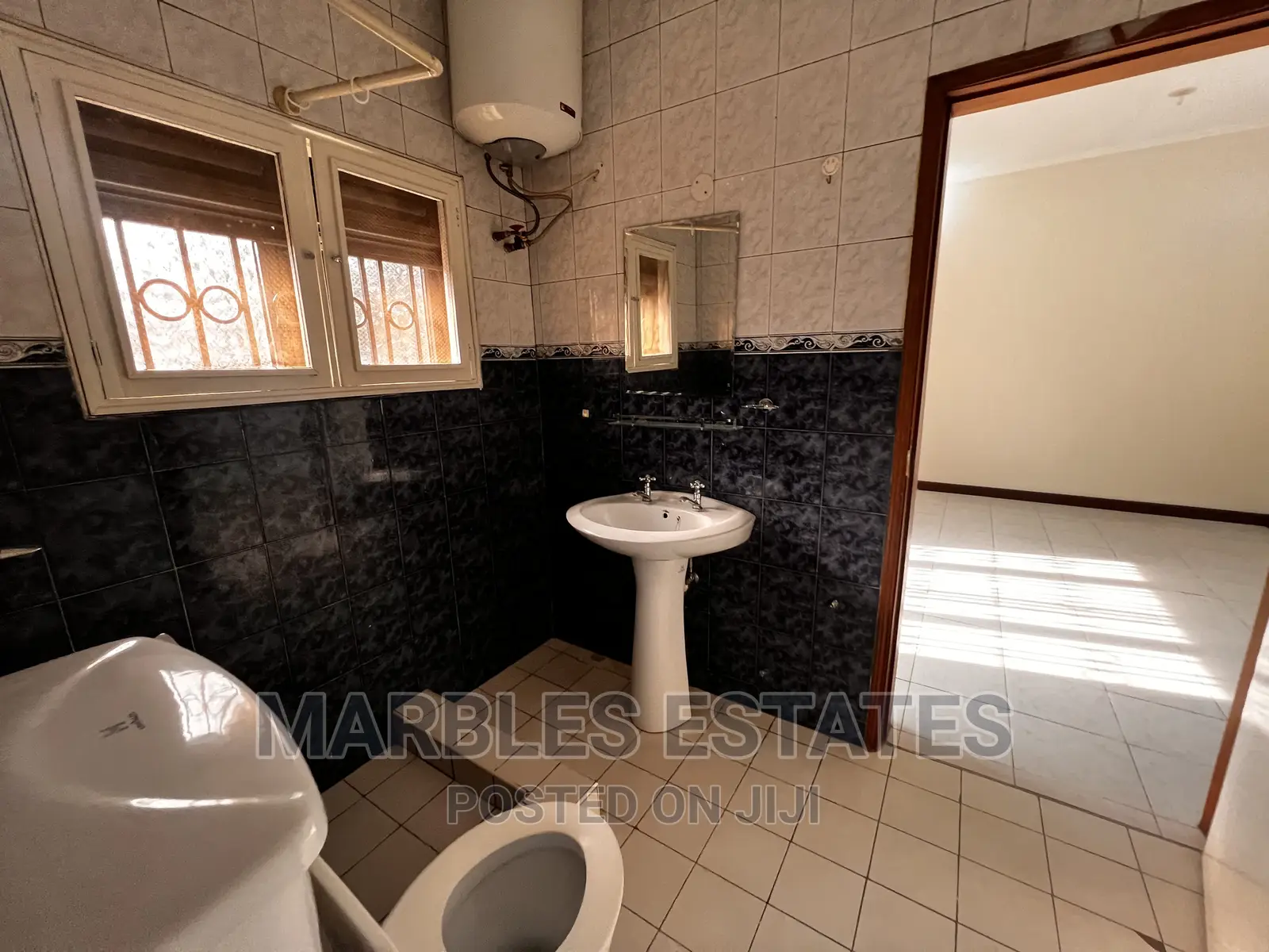 4bdrm Townhouse / Terrace in Kololo, Central Division for rent in Central Division