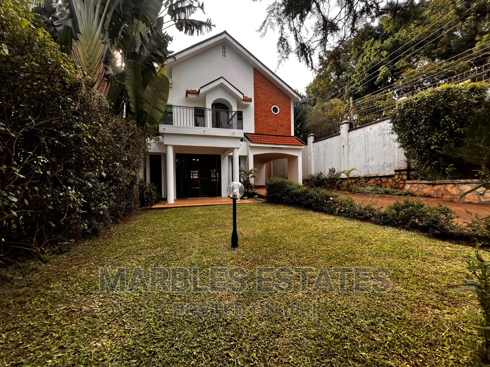 4bdrm Townhouse / Terrace in Kololo, Central Division for rent in Central Division