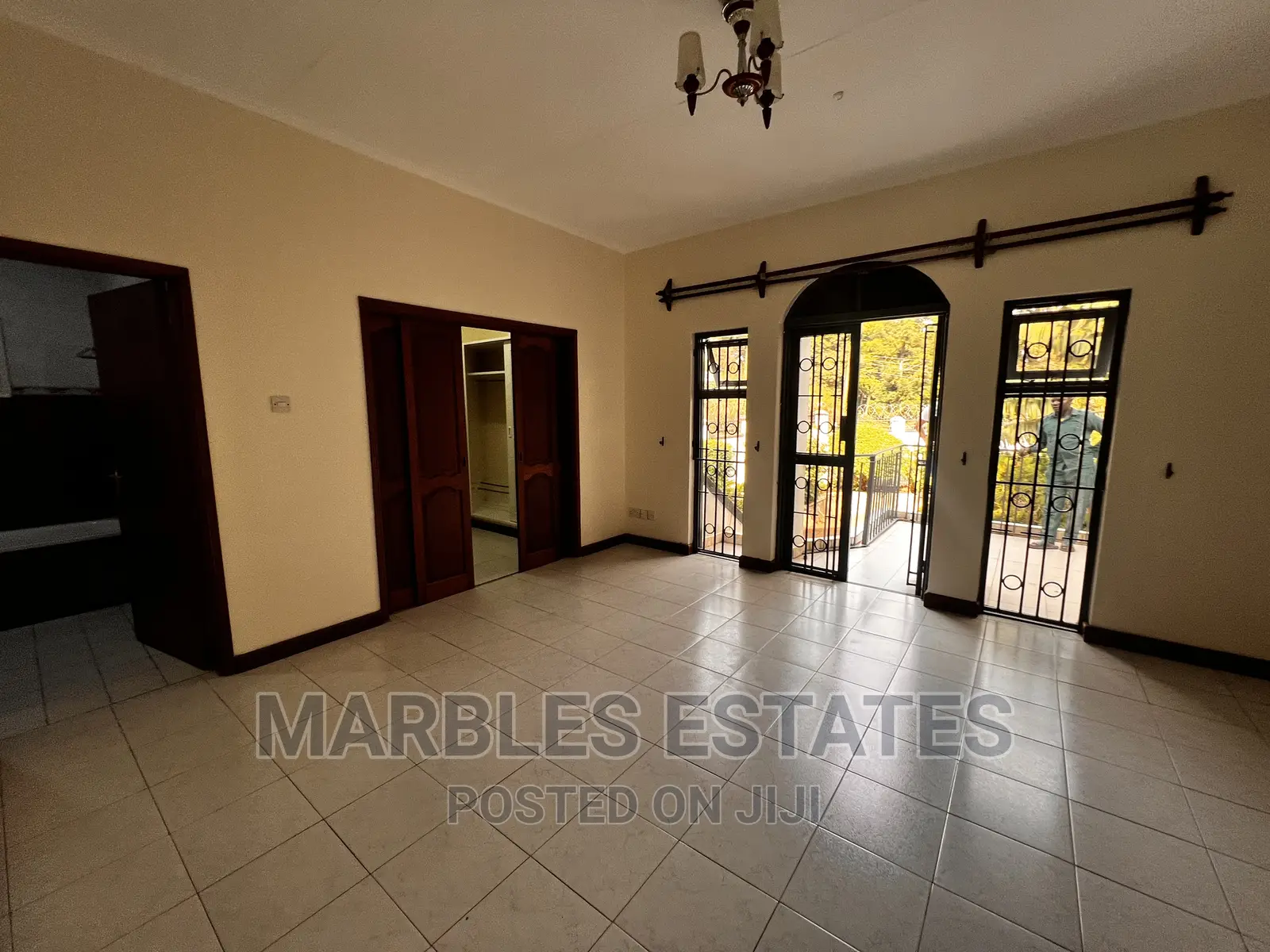 4bdrm Townhouse / Terrace in Kololo, Central Division for rent in Central Division