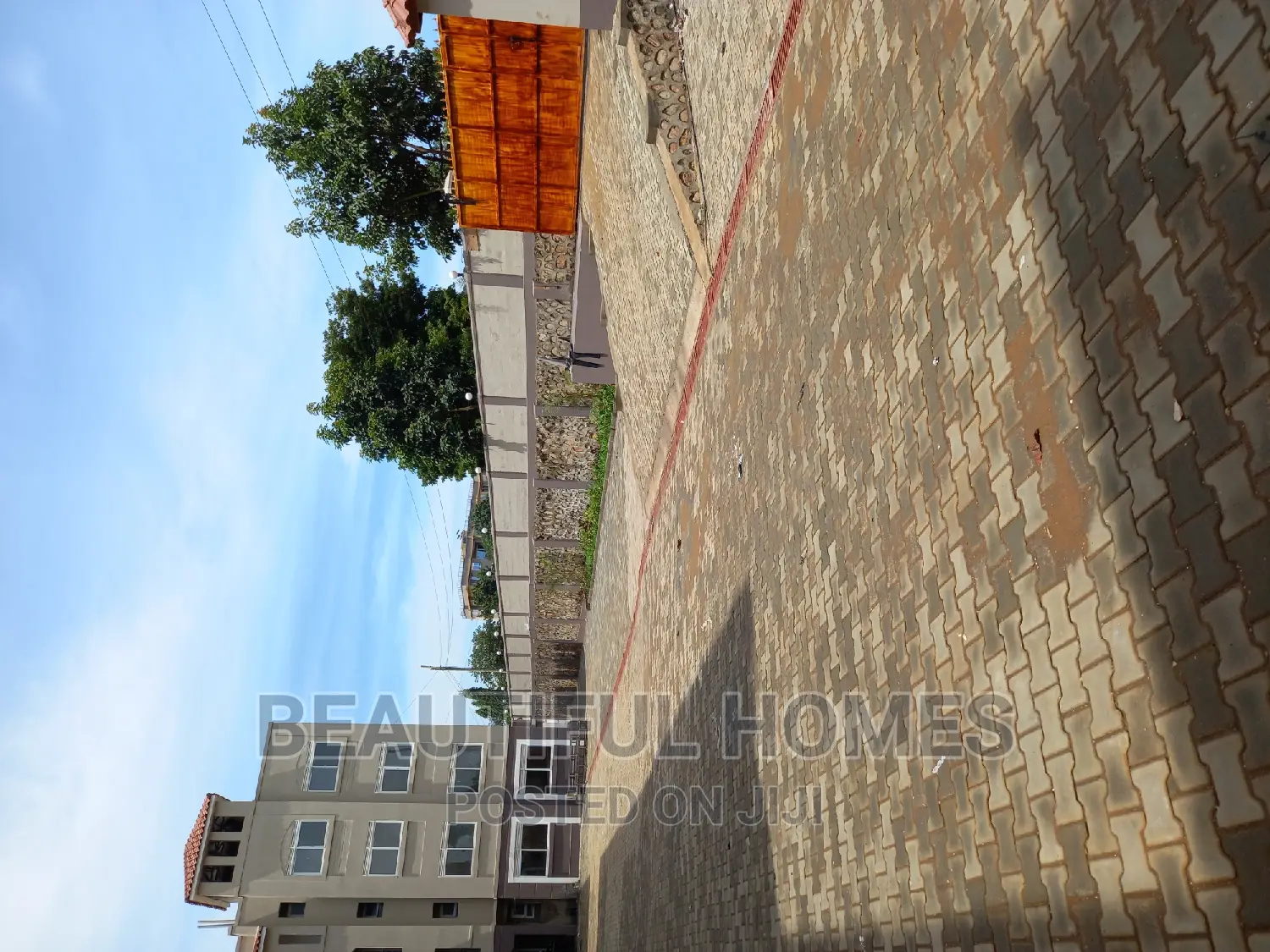 Furnished 2bdrm Condo in Naalya Estate, Central Division for sale in Central Division