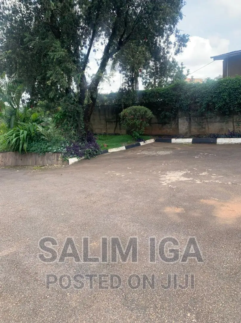 4bdrm Bungalow in Kolo Property, Central Division for rent in Central Division