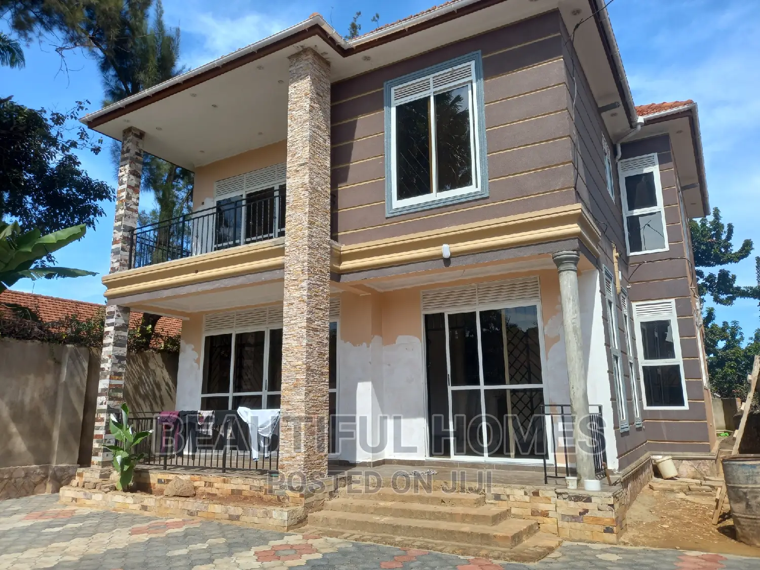Furnished 5bdrm Duplex in Kansanga, Makindye for sale in Makindye