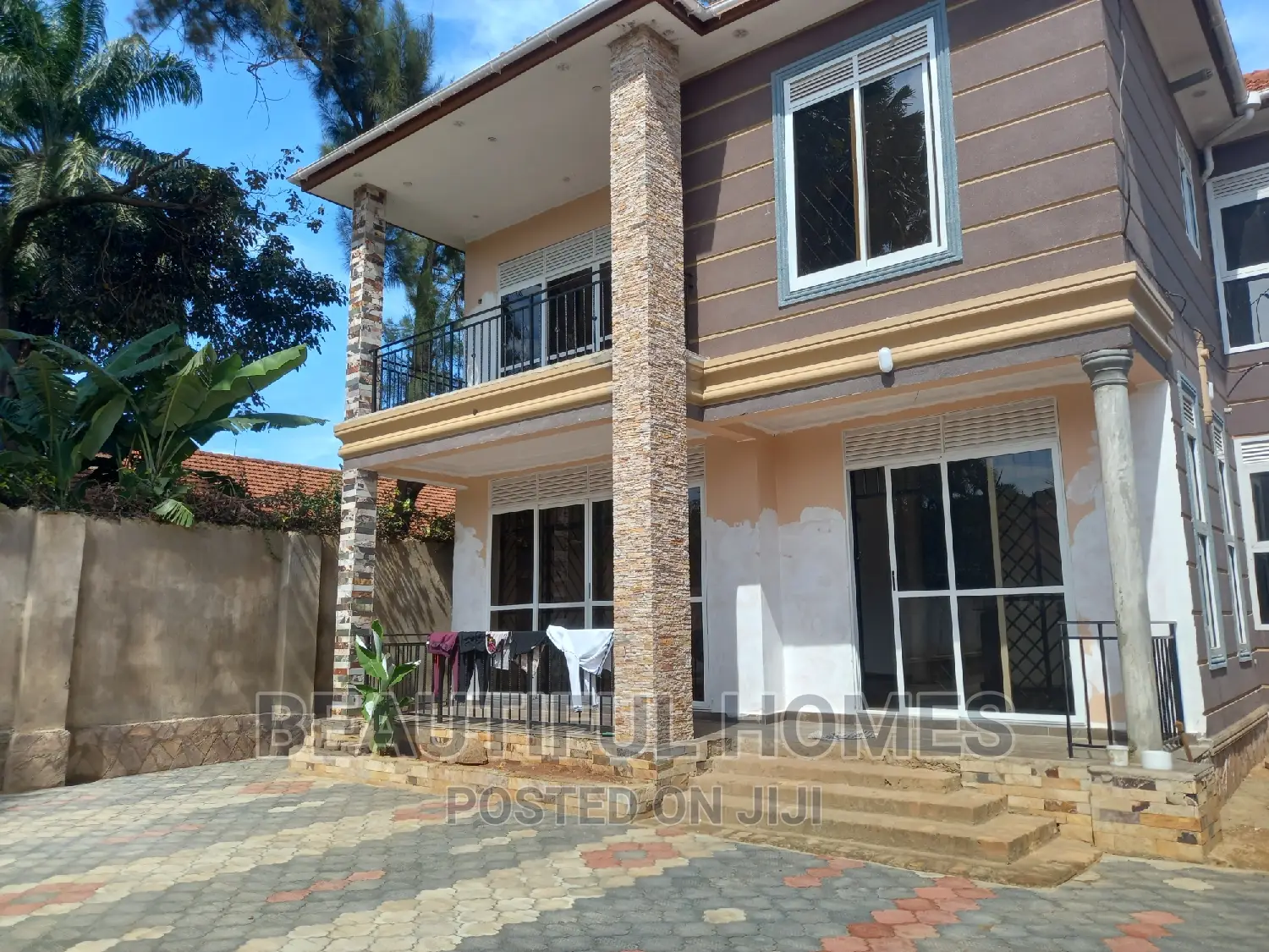Furnished 5bdrm Duplex in Kansanga, Makindye for sale in Makindye