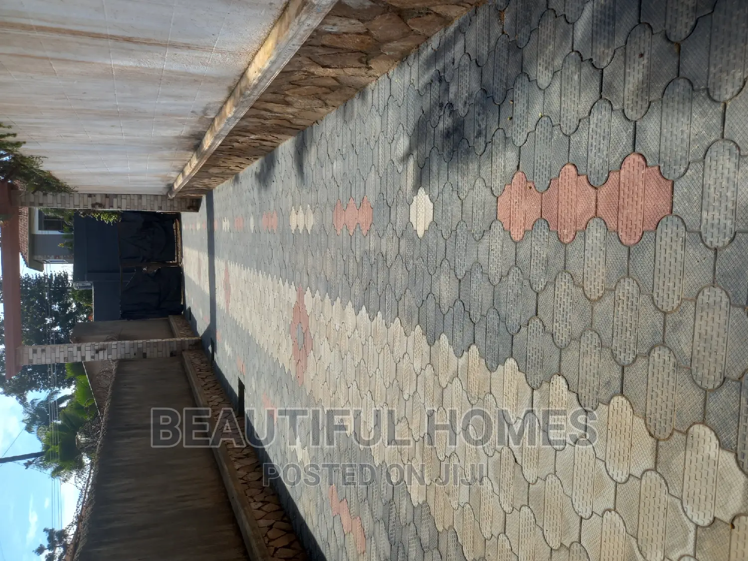 Furnished 5bdrm House in Kasanga Corporate, Makindye for sale in Makindye