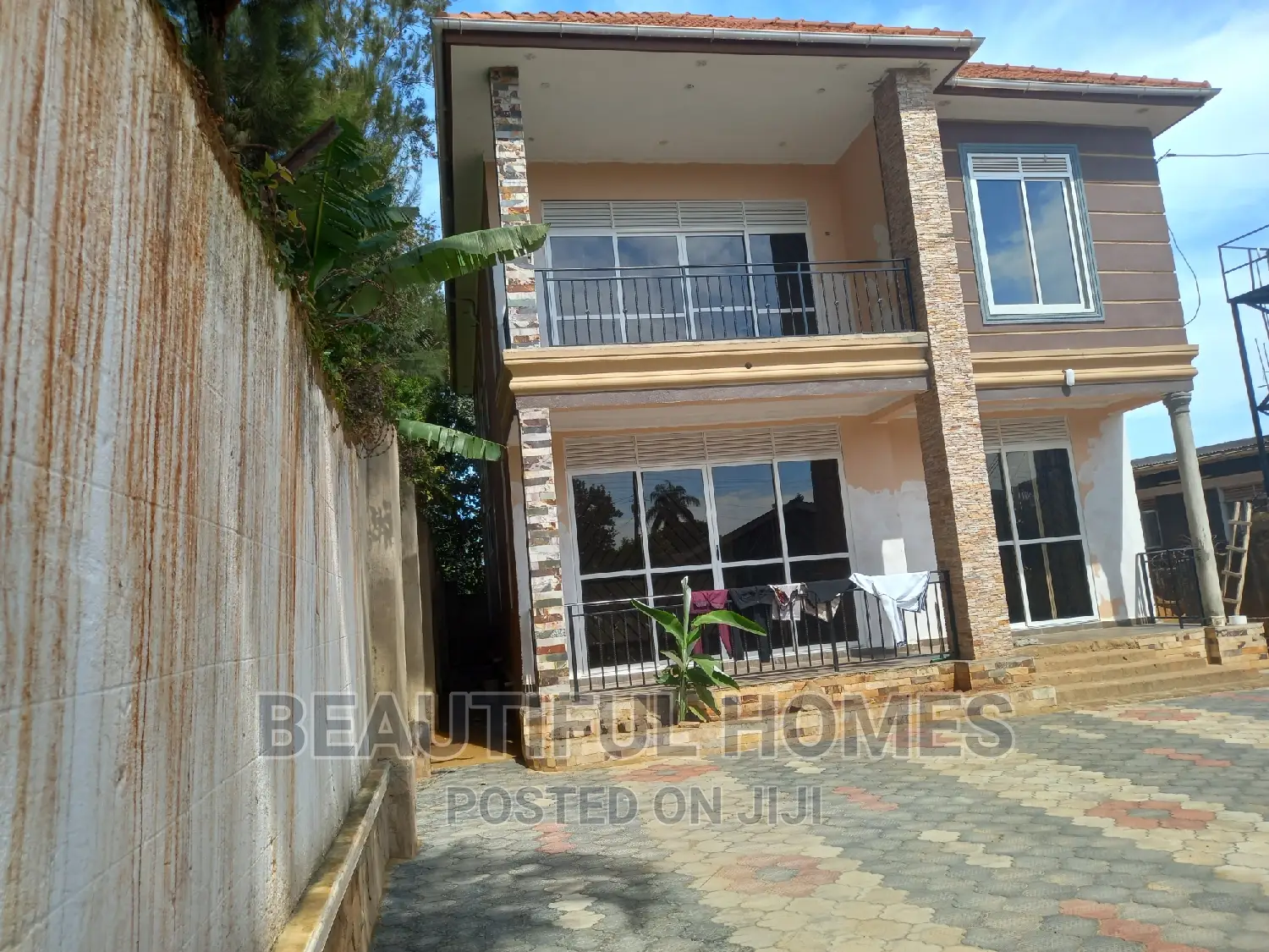 Furnished 5bdrm House in Kansanga, Makindye for sale in Makindye