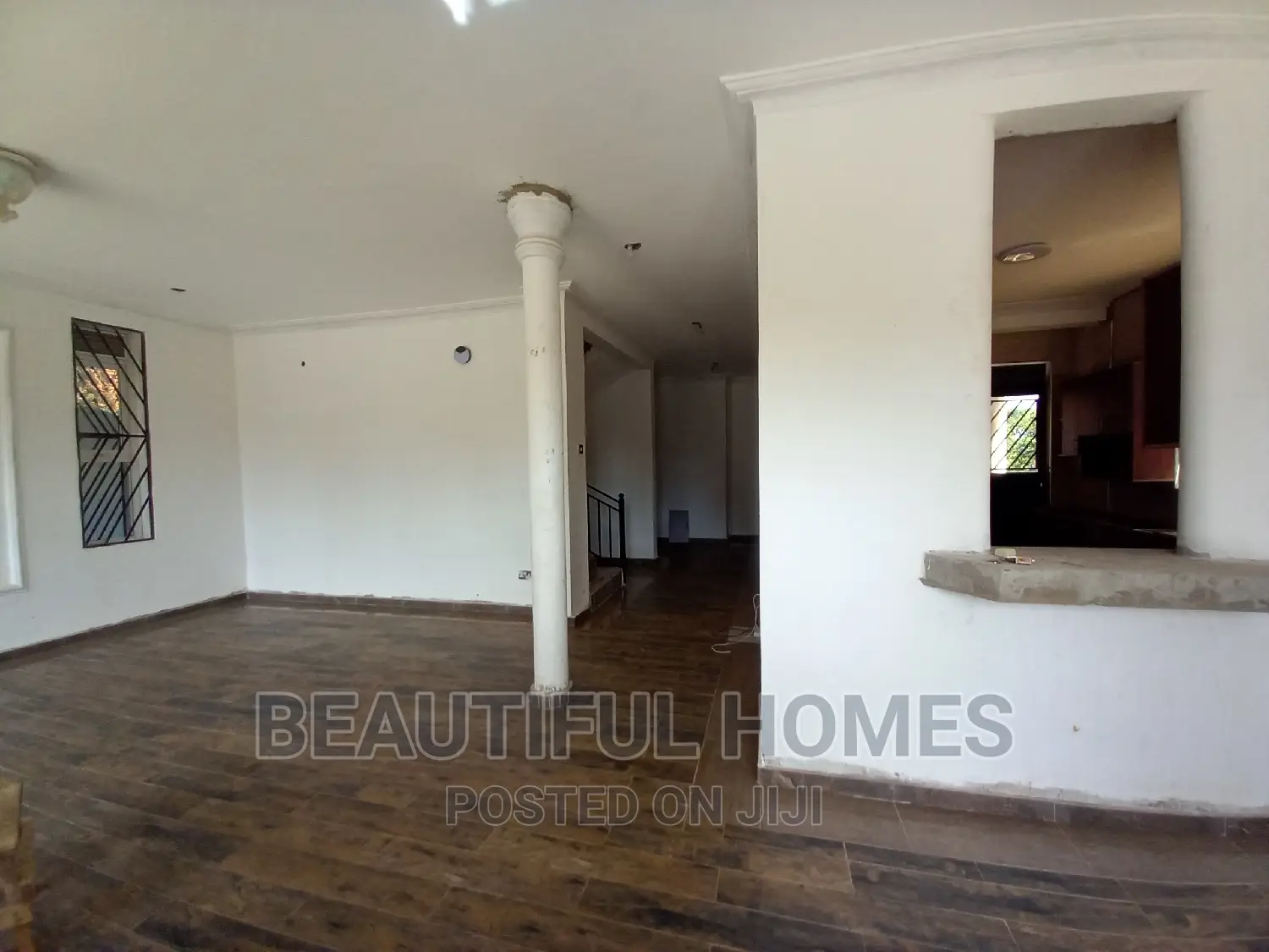 Furnished 5bdrm Duplex in Kansanga, Makindye for sale in Makindye