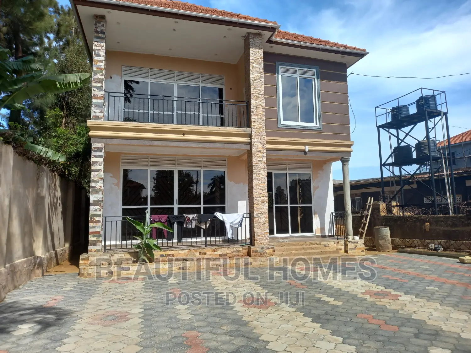 Furnished 5bdrm Duplex in Kansanga Corporate, Central Division in Central Division