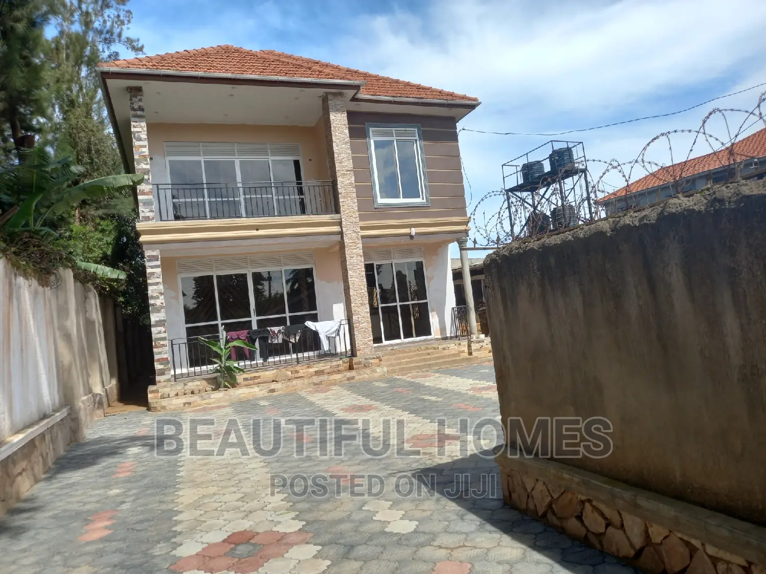 Furnished 5bdrm Duplex in Kansanga Corporate, Central Division in Central Division
