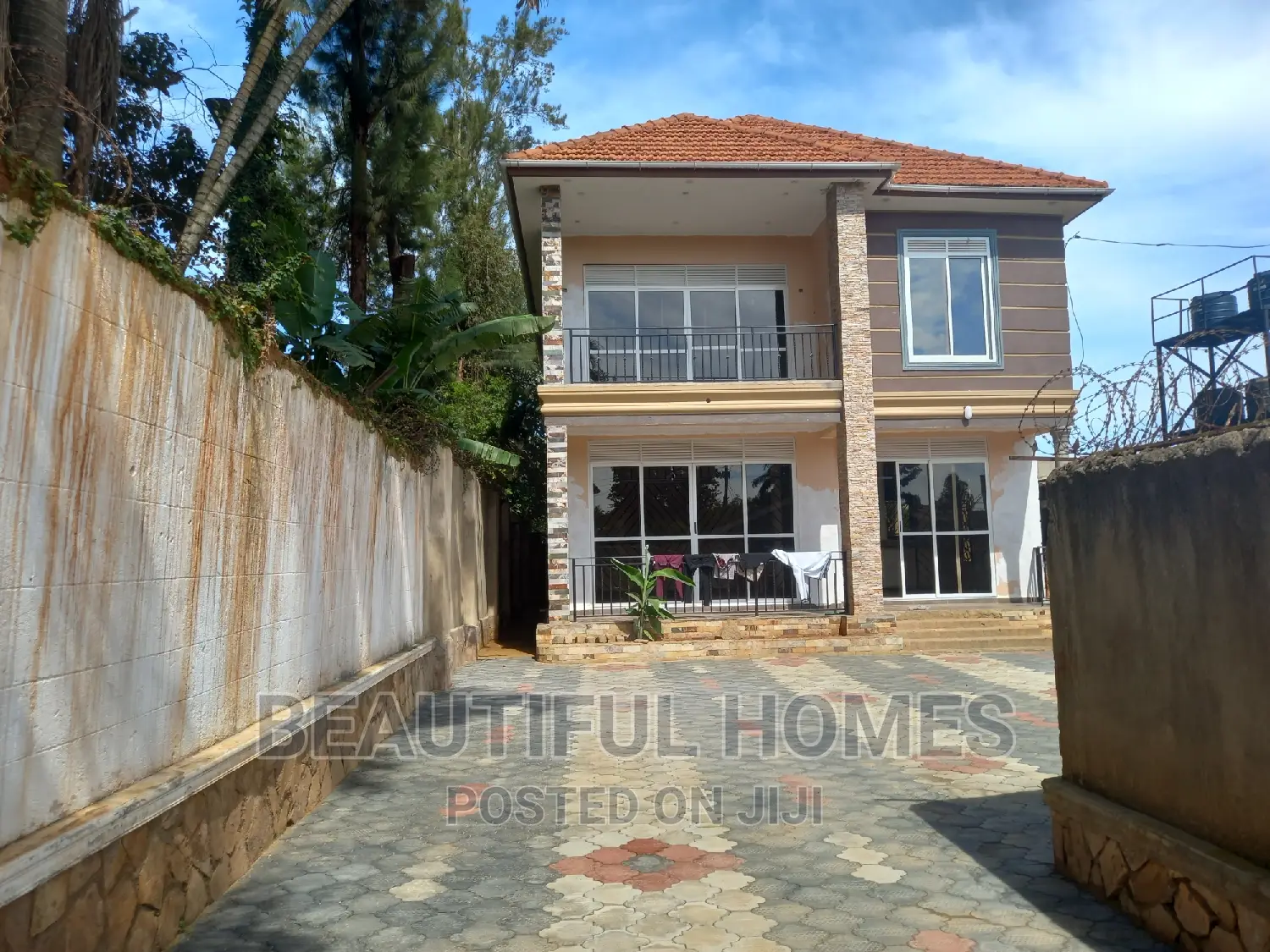 Furnished 5bdrm Duplex in Kansanga Corporate, Central Division in Central Division