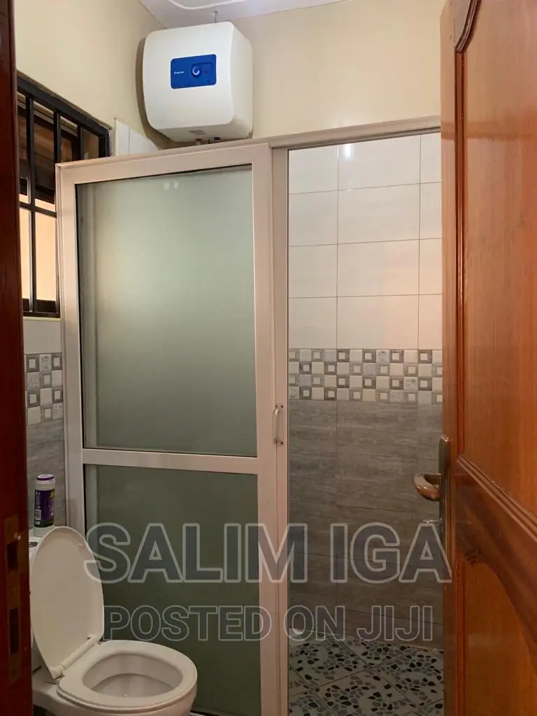 Furnished 1bdrm Block of Flats in Kololo Property, Central Division in Central Division