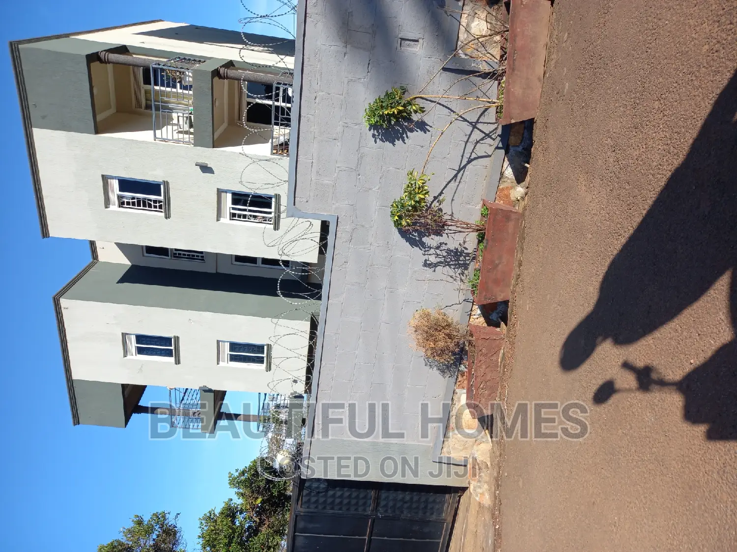 Furnished 1bdrm Block of Flats in Buziga, Makindye for sale in Makindye