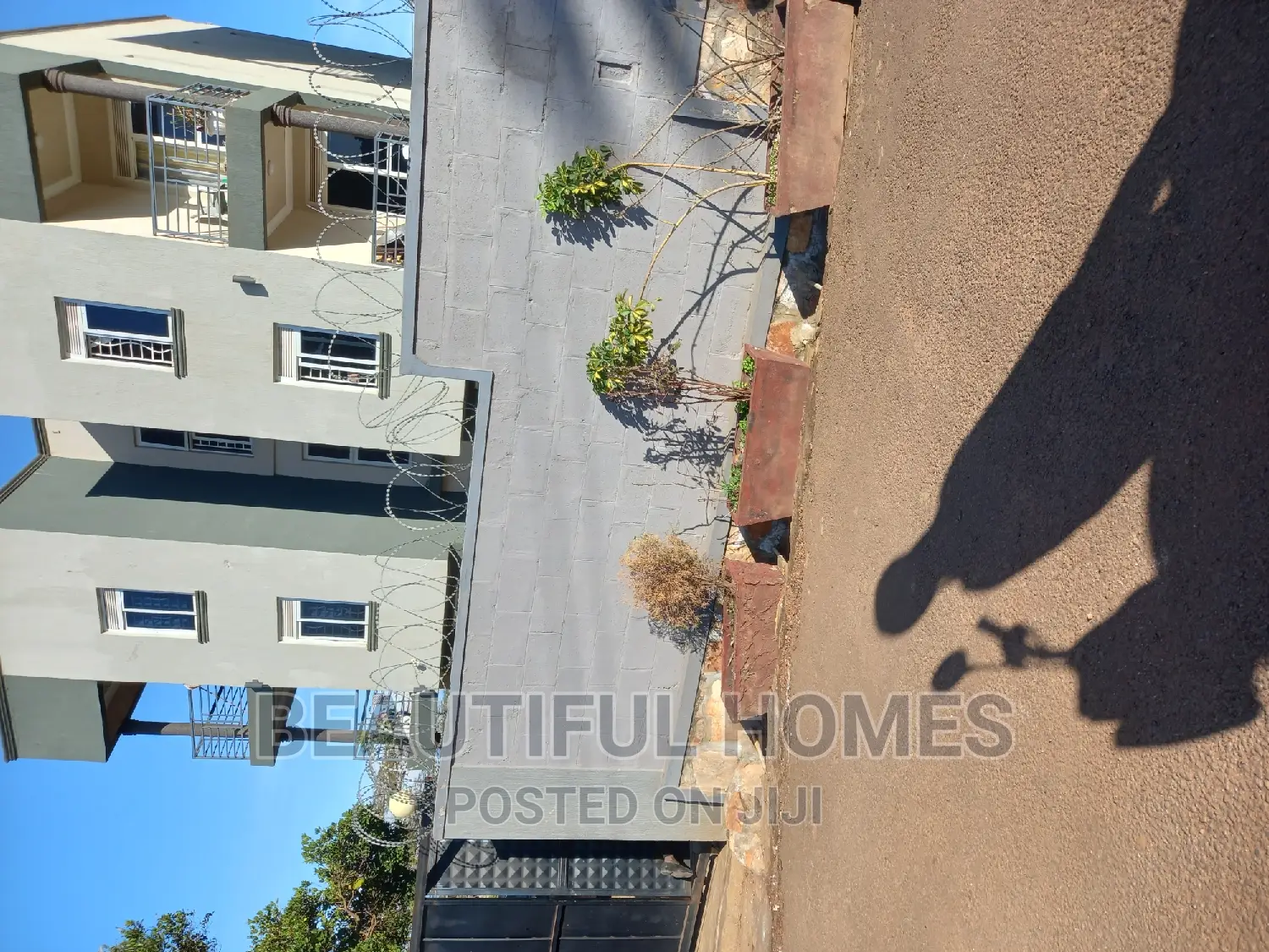 Furnished 1bdrm Block of Flats in Buziga, Makindye for sale in Makindye