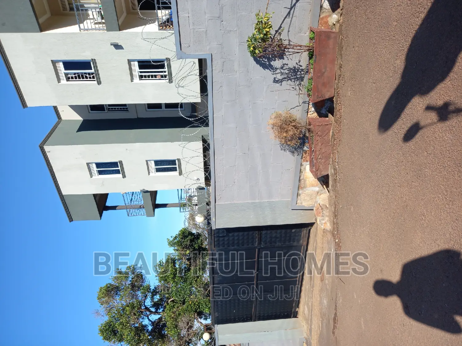 Furnished 1bdrm Block of Flats in Buziga, Makindye for sale in Makindye