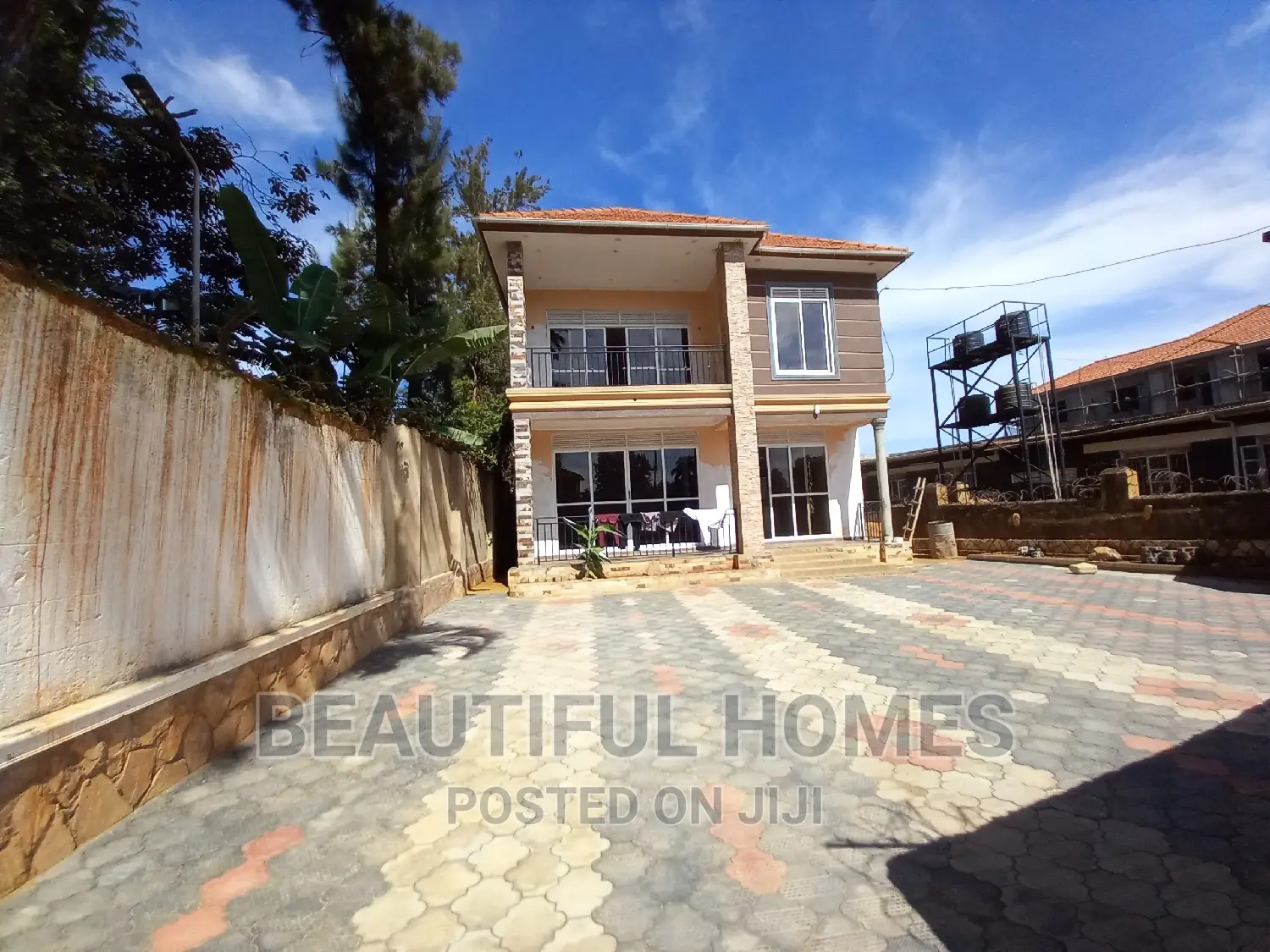 Furnished 5bdrm Mansion in Kansanga Kiwafu, Makindye for sale in Makindye