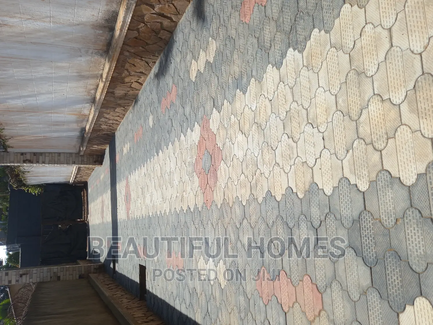 Furnished Mini Flat in Kansanga, Makindye for sale in Makindye