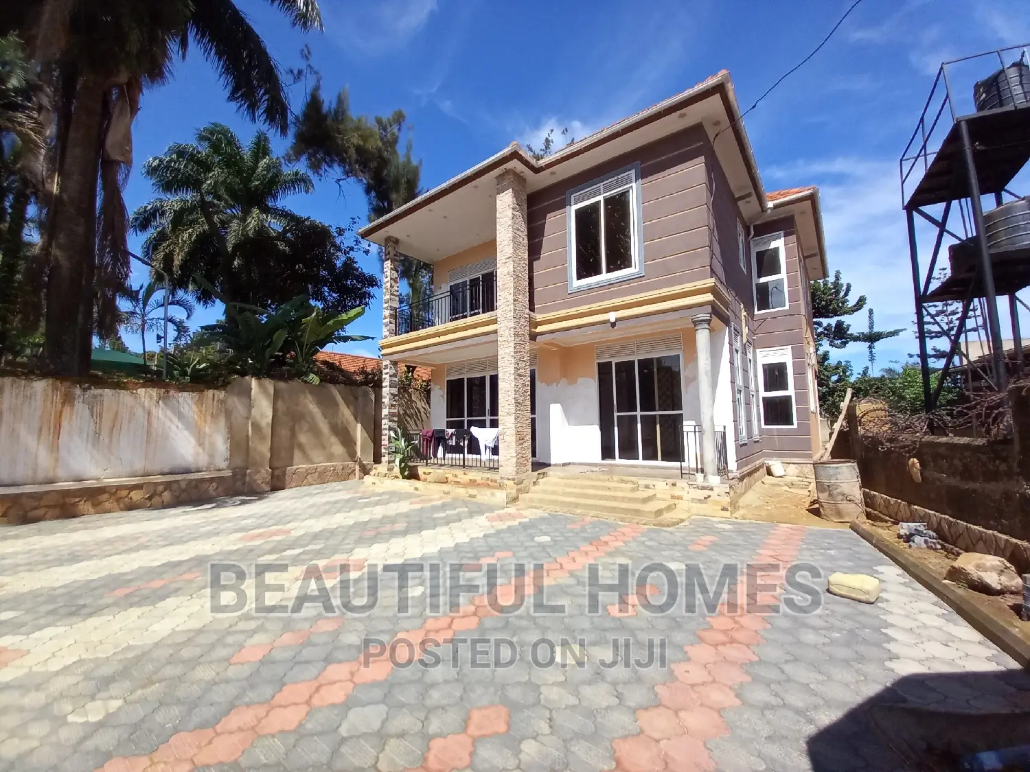 Furnished 5bdrm House in Kansanga Gaba Road, Makindye for sale in Makindye