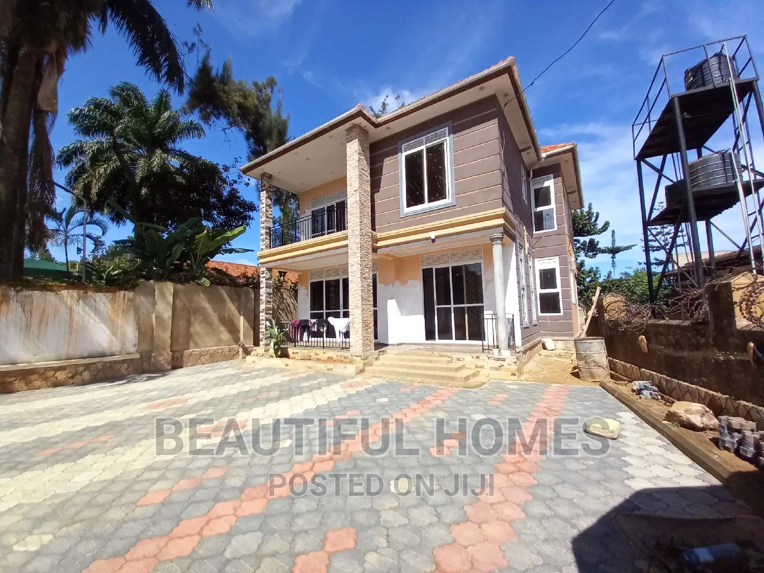 Furnished 5bdrm House in Kansanga Gaba Road, Makindye for sale in Makindye