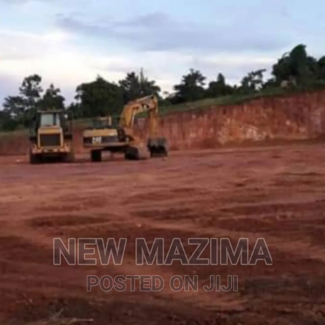 4.8 Acres Measuring Direct From Tarmac of Masaka Rd Titled in Central Division