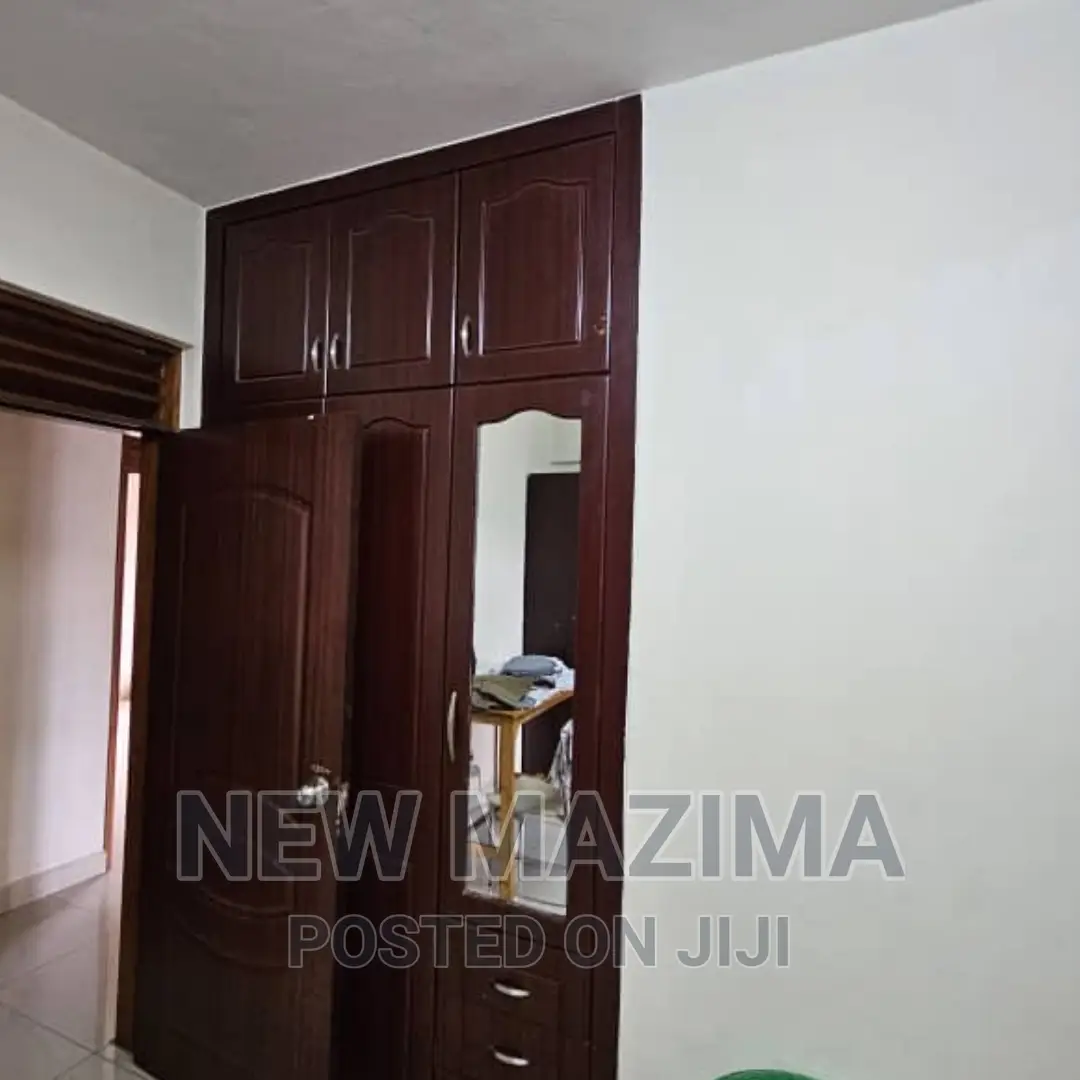 6bdrm Block of Flats in Salaama Munyonyo Rd, Central Division for sale in Central Division