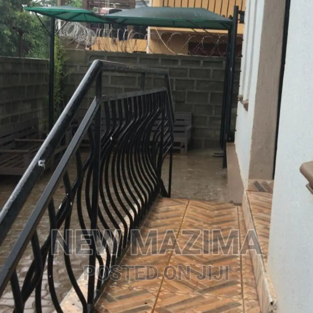 6bdrm Block of Flats in Salaama Munyonyo Rd, Central Division for sale in Central Division