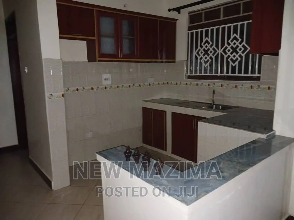 2bdrm Block of Flats in Seguku Ntebe, Central Division for rent in Central Division
