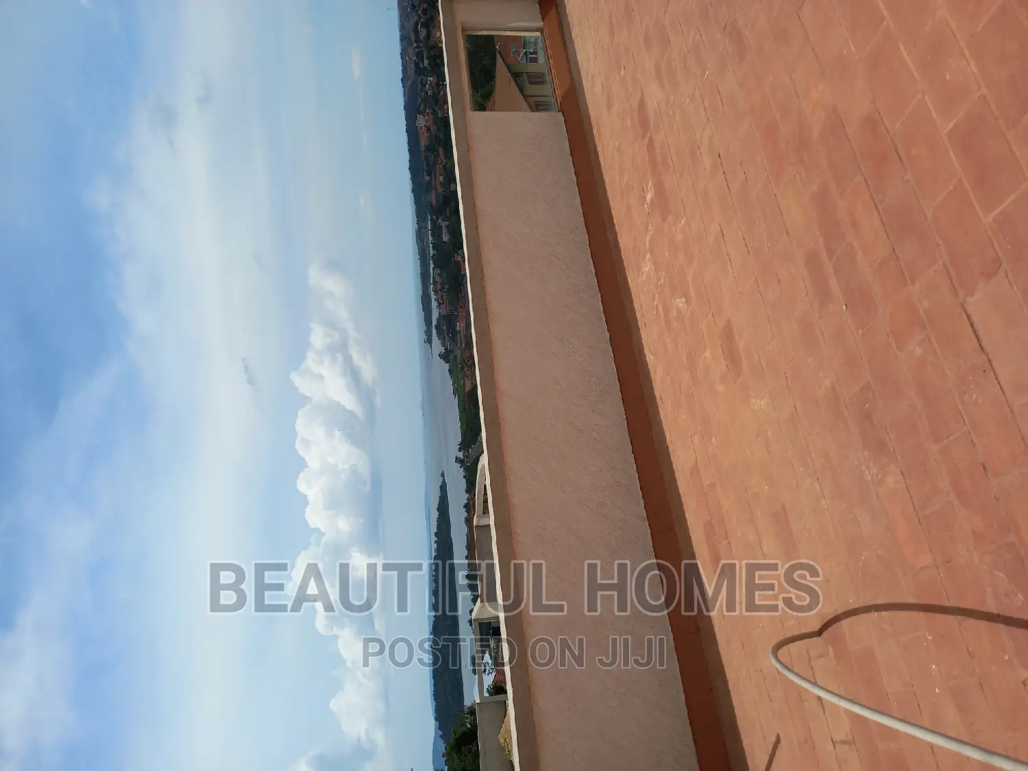Furnished 6bdrm House in Munyonyo Corporate, Makindye for sale in Makindye