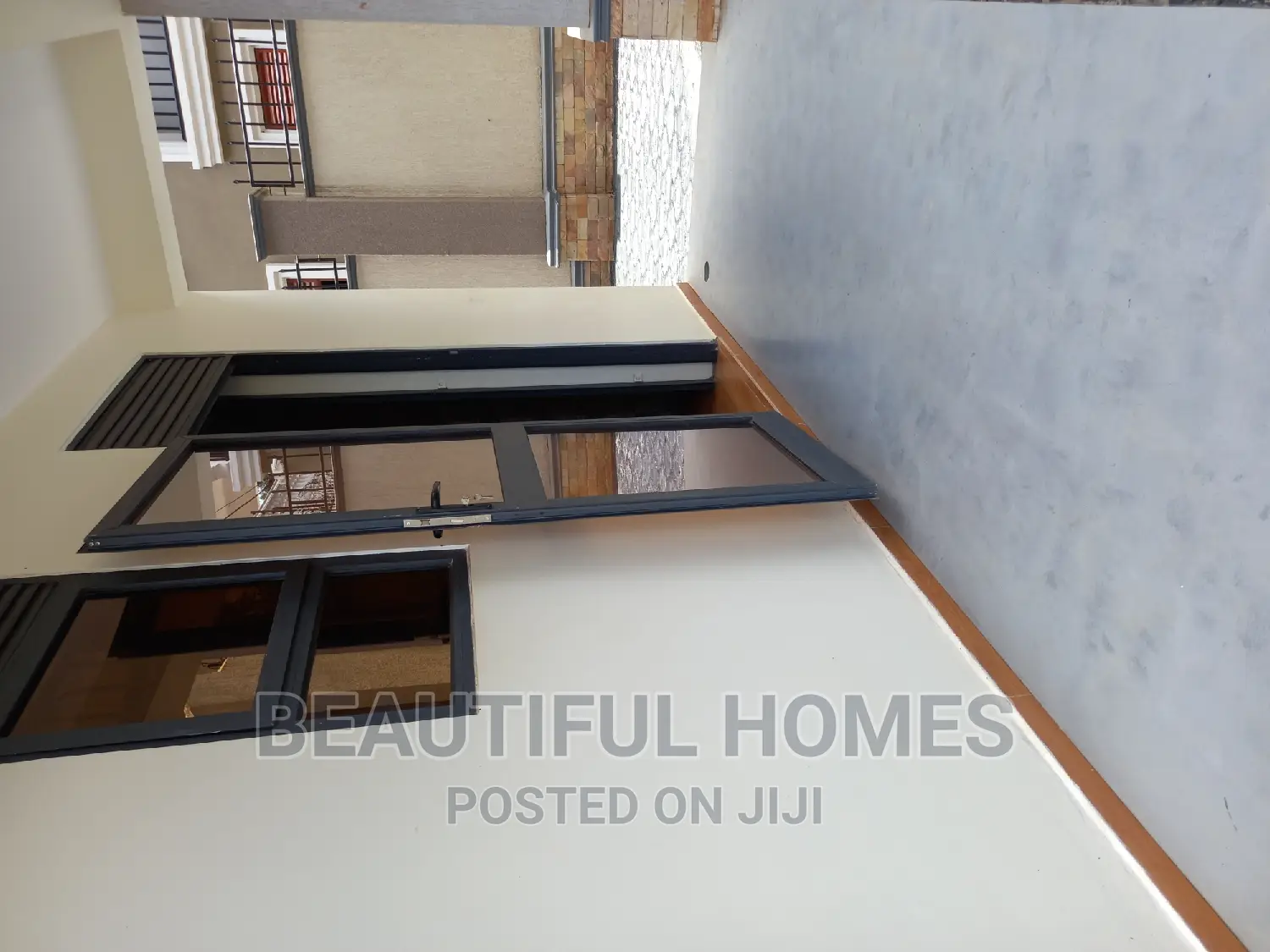 Furnished 6bdrm Mansion in Munyonyo Lake, Makindye for sale in Makindye