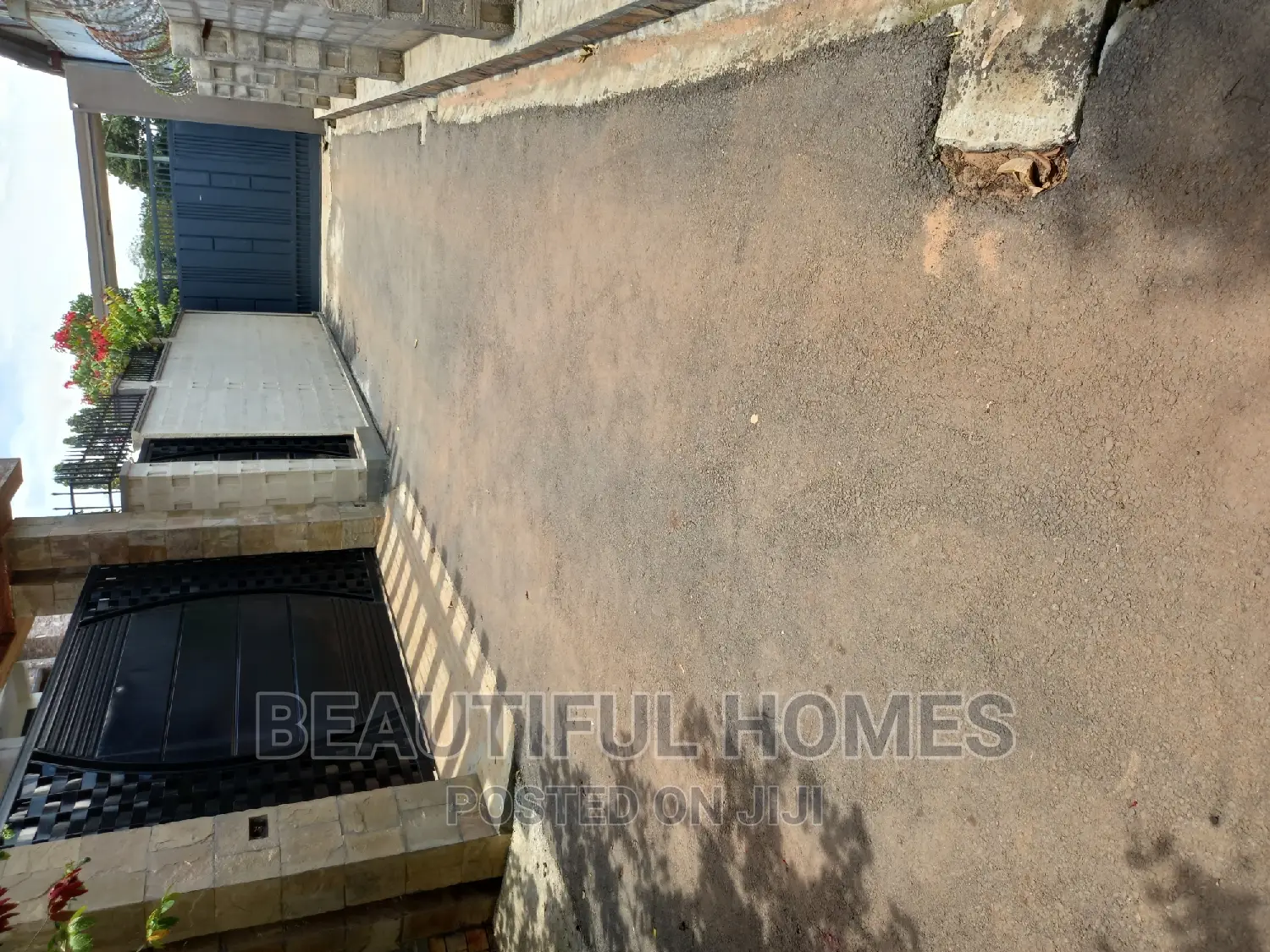 Furnished 6bdrm Mansion in Munyonyo Lake, Makindye for sale in Makindye