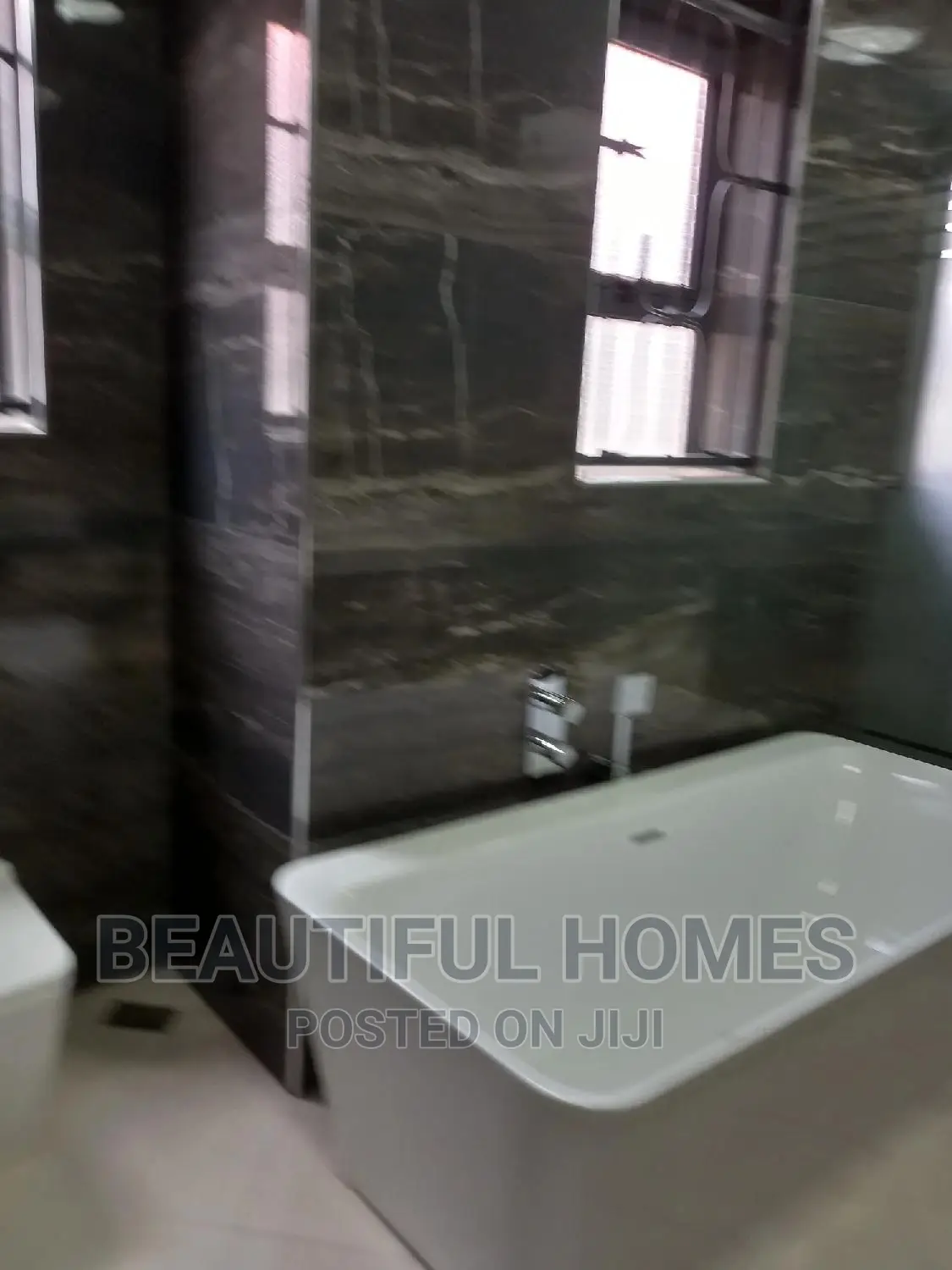 Furnished 6bdrm House in Munyonyo, Makindye for sale in Makindye