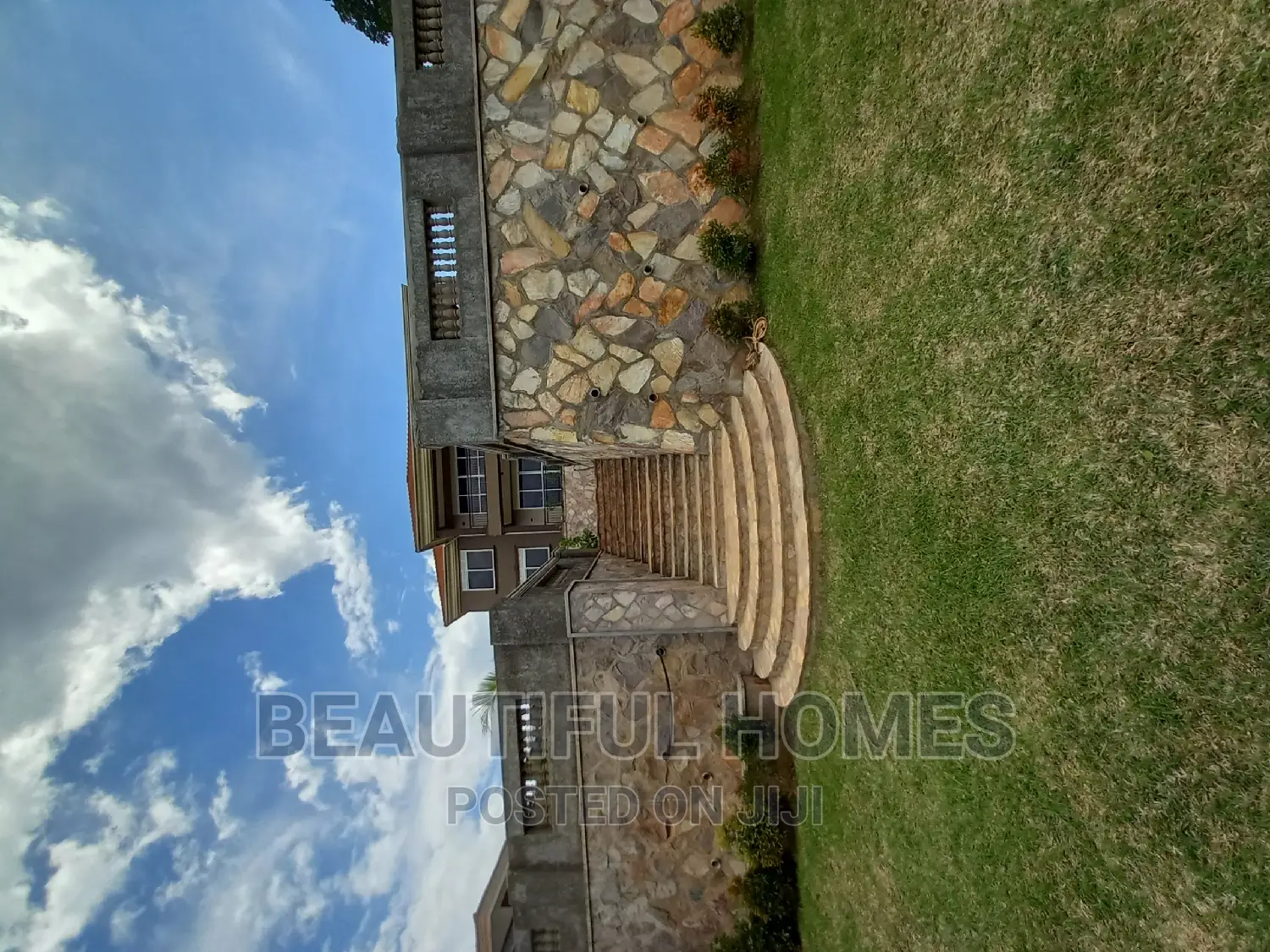 Furnished 6bdrm Mansion in Munyonyo Lake View, Makindye for sale in Makindye