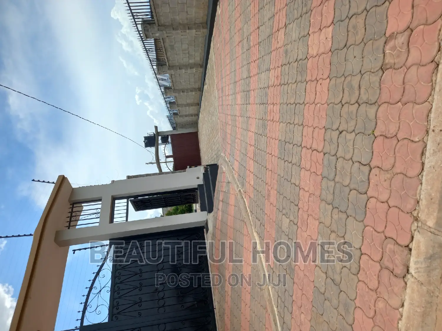 Furnished 6bdrm Mansion in Munyonyo Lake View, Makindye for sale in Makindye