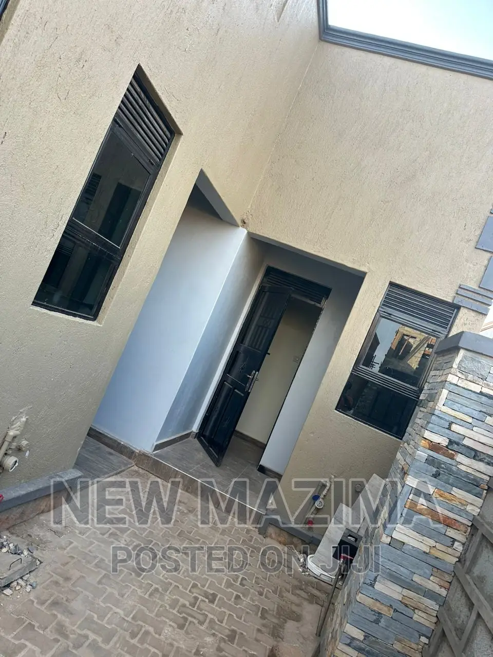 5bdrm House in Namasuba Ndejje, Central Division for sale in Central Division