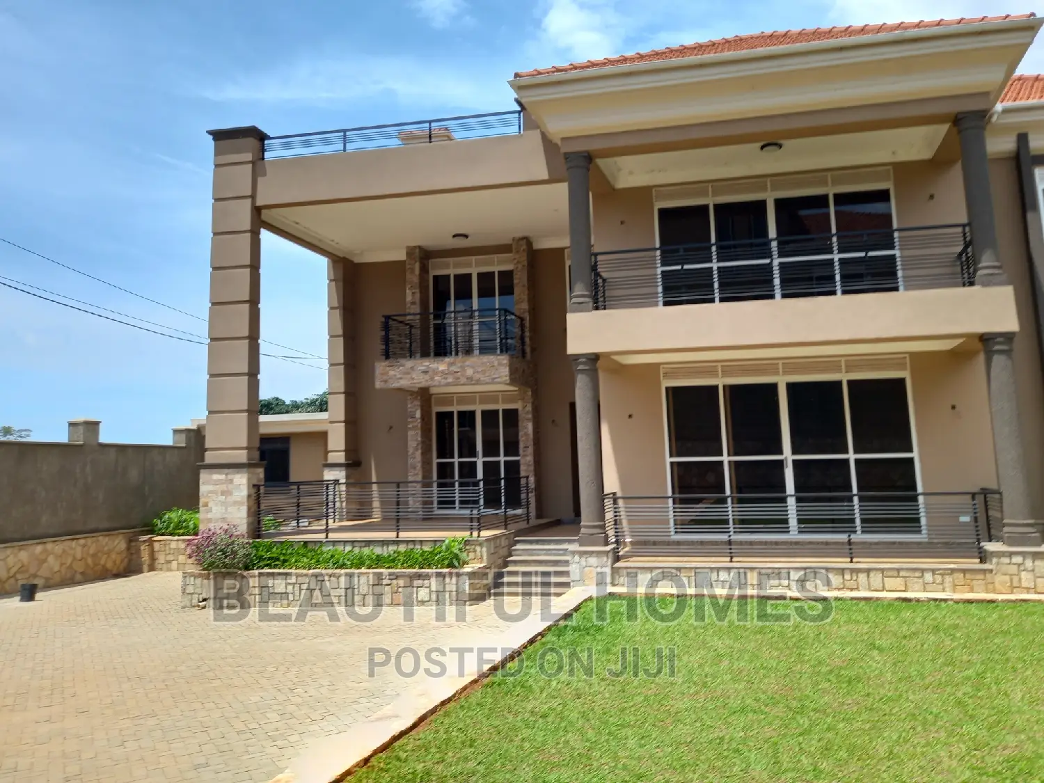 Furnished 6bdrm Mansion in Munyonyo Rich, Makindye for sale in Makindye