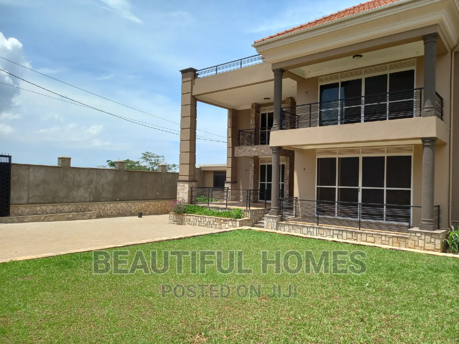 Furnished 6bdrm Mansion in Munyonyo Rich, Makindye for sale in Makindye