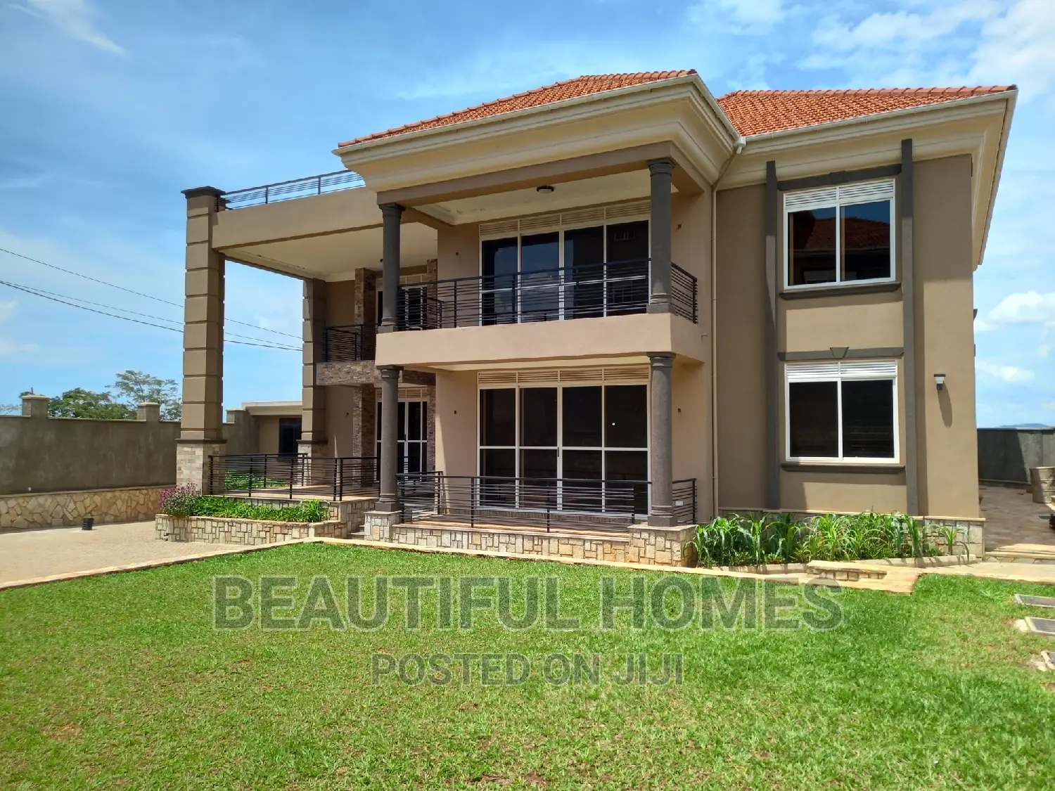 Furnished 6bdrm Mansion in Munyonyo Rich, Makindye for sale in Makindye