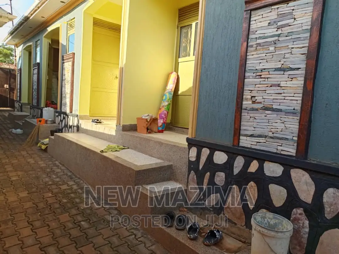 4bdrm House in Nansana Town, Central Division for sale in Central Division