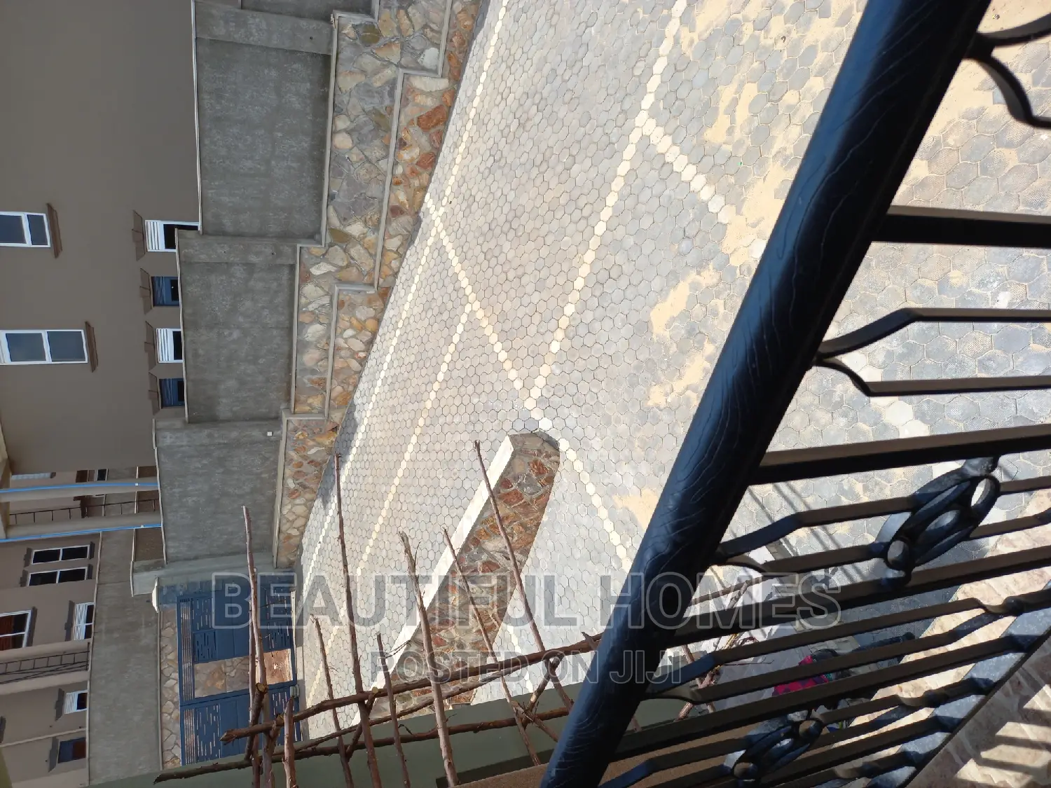 Furnished 6bdrm Duplex in Munyonyo Corporates, Makindye for sale in Makindye