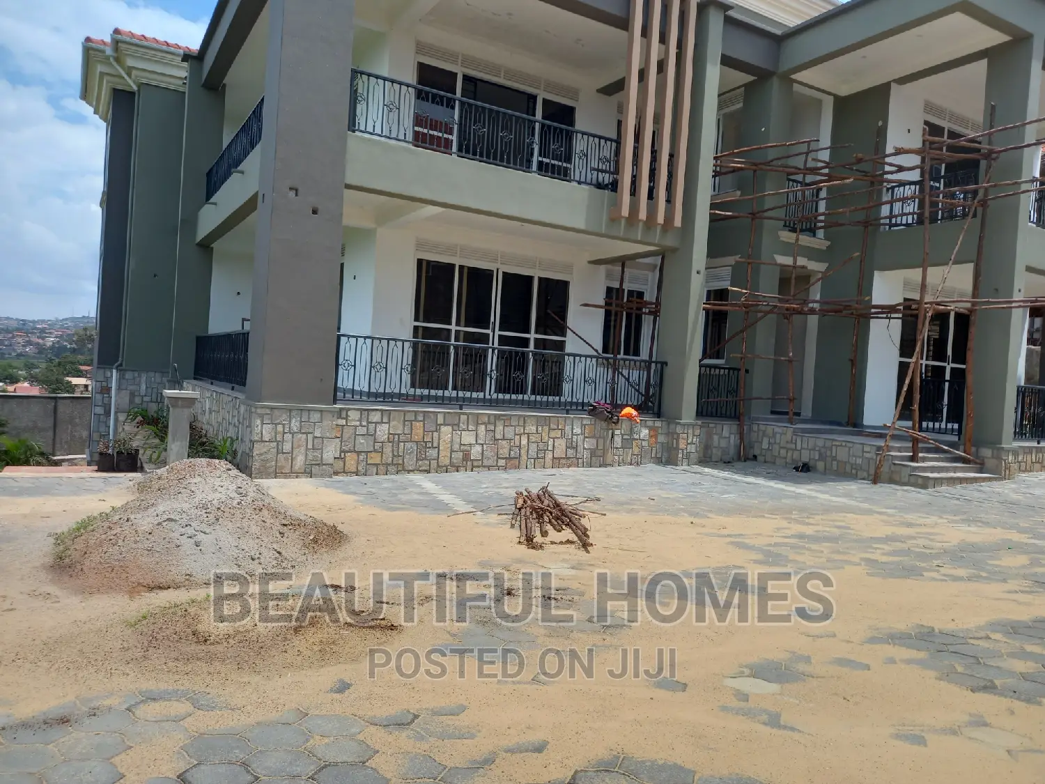 Furnished 6bdrm House in Munyonyo Luxury, Makindye for sale in Makindye