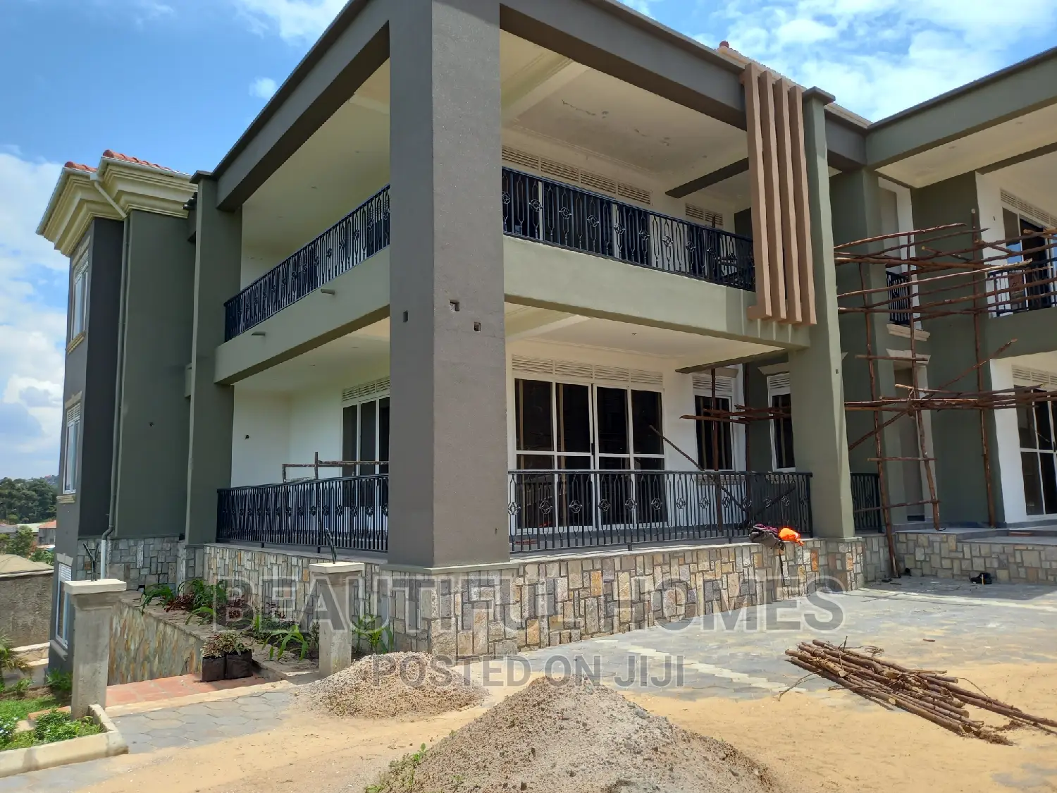 Furnished 6bdrm House in Munyonyo Luxury, Makindye for sale in Makindye