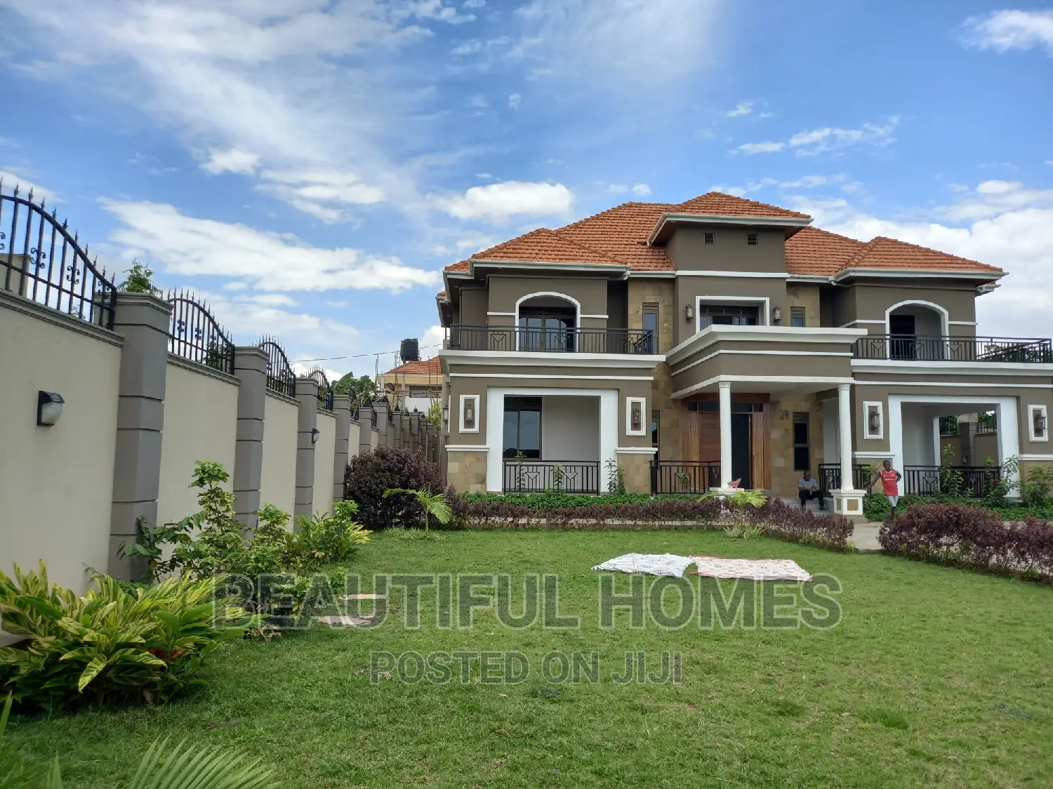 Furnished 6bdrm Mansion in Munyonyo Lake View, Makindye for sale in Makindye