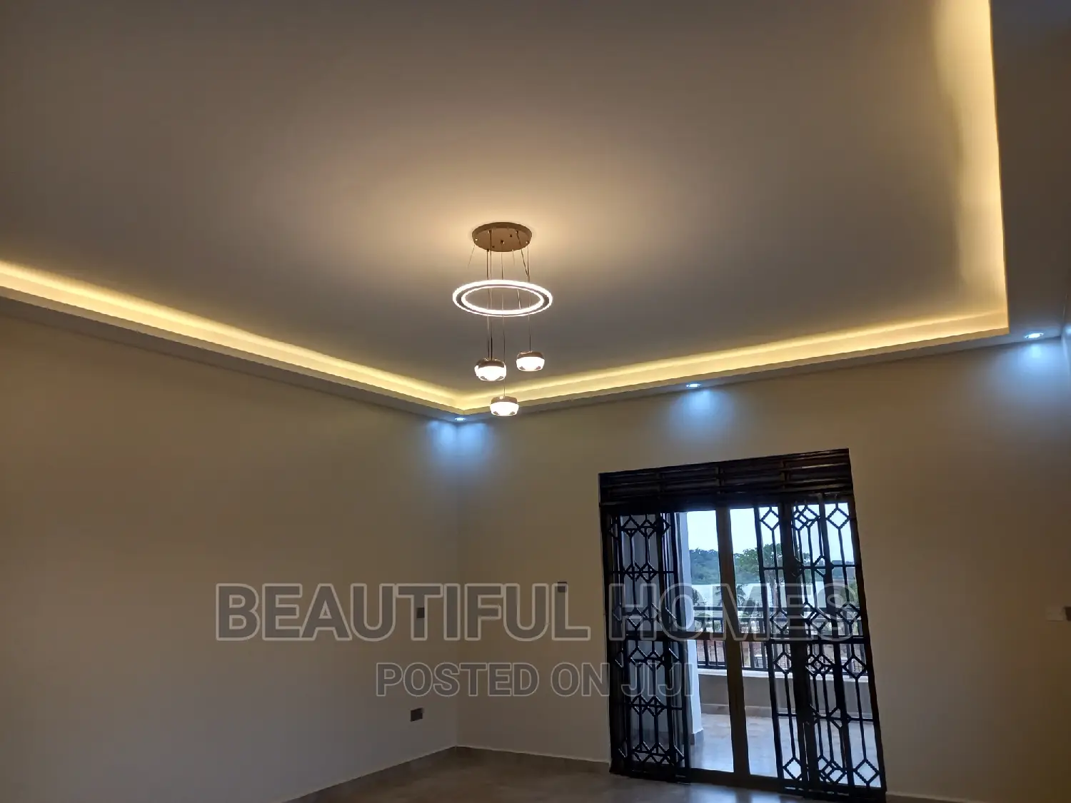 Furnished 6bdrm Mansion in Munyonyo Wealthy, Makindye for sale in Makindye