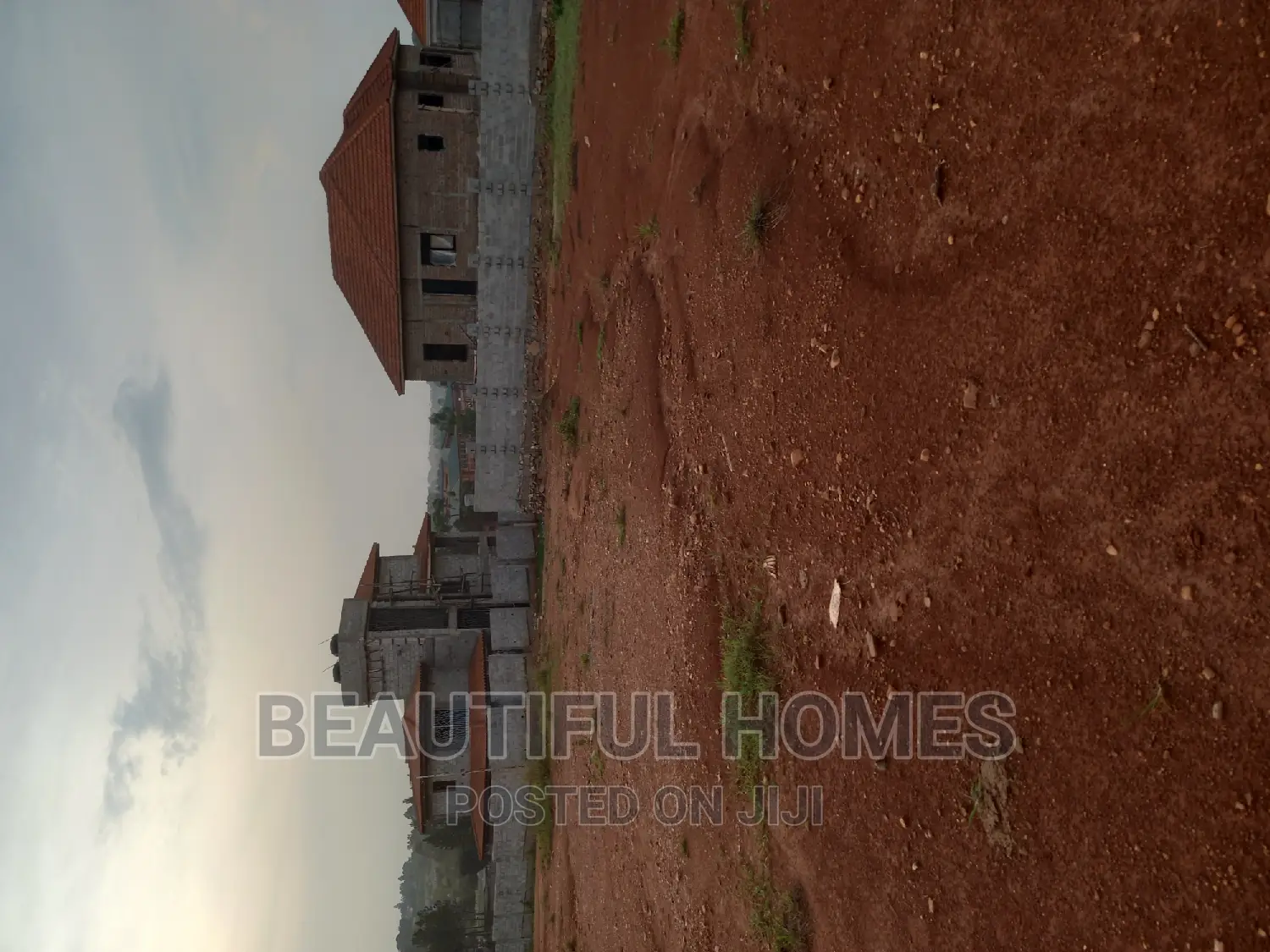 Kira 25 Decimals on Sell Near Tarmack in Nakawa