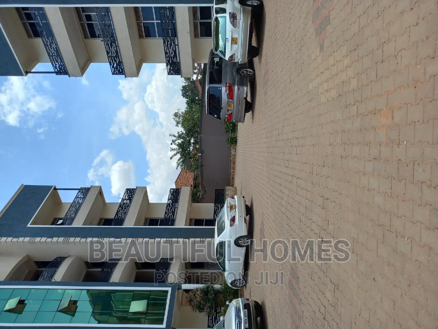 Furnished 2bdrm Block of Flats in Kyaliwajjara On, Central Division in Central Division